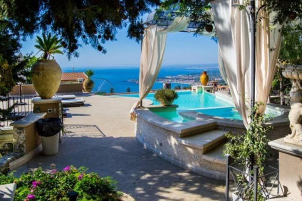 Atelier Taormina Spacious Guesthouse With Pool מראה חיצוני תמונה